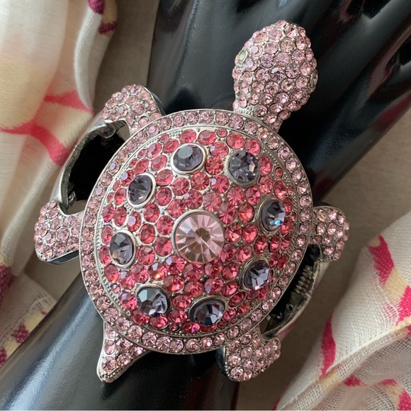 Turtle Fashion Pink Rhinestone Dressy Party Bangle Hinged Clamper Bracelet - Picture 1 of 12
